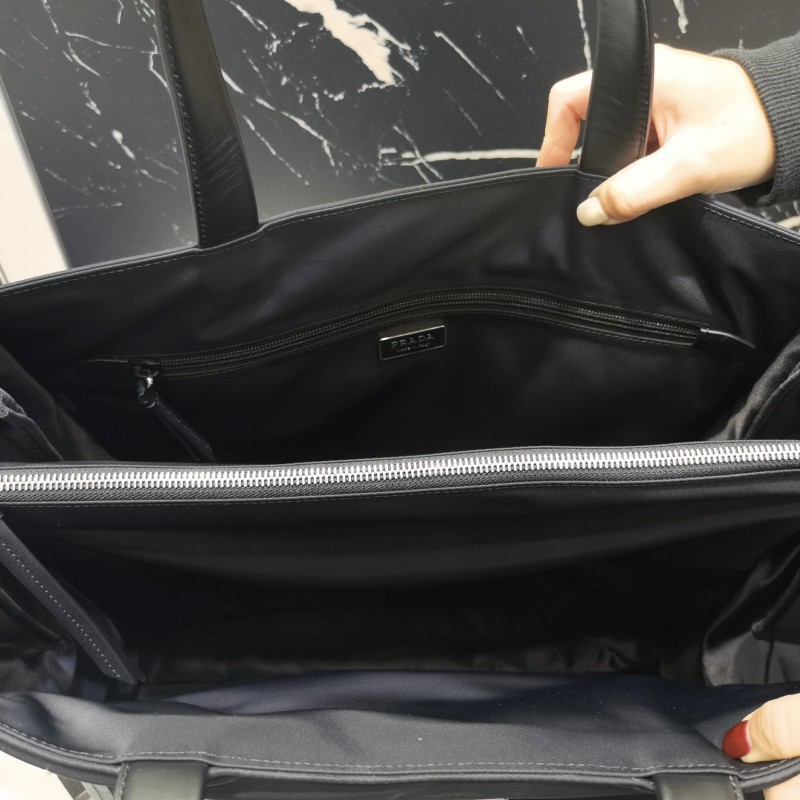 Prada Tote 手提包