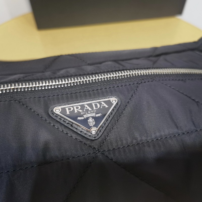 Prada 单肩包 / 斜挎包