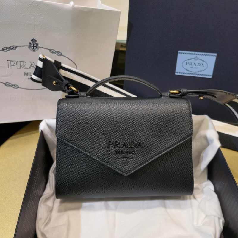 Prada 斜挎包 / 手提包