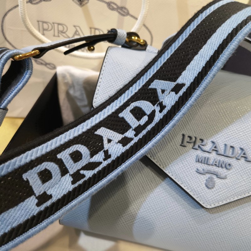 Prada 斜挎包 / 手提包