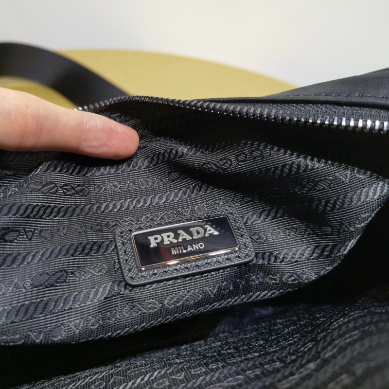 Prada 单肩包 / 斜挎包