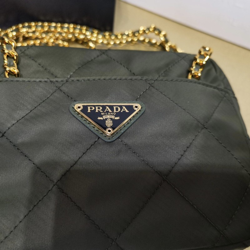 Prada 链条包