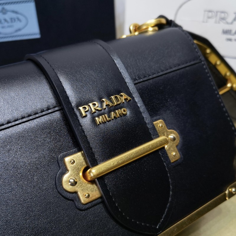 Prada Cahier 盒子包