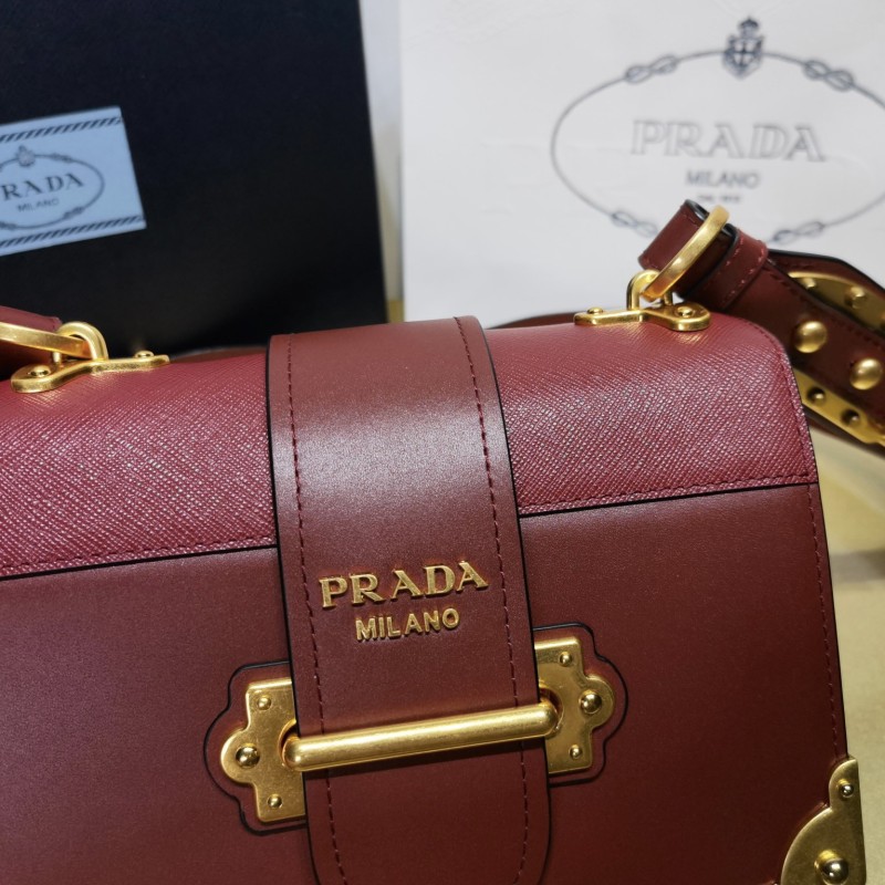 Prada Cahier 盒子包