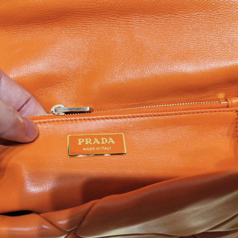 Prada 单肩包 / 斜挎包