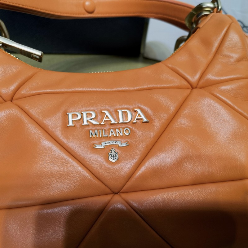 Prada 单肩包 / 斜挎包