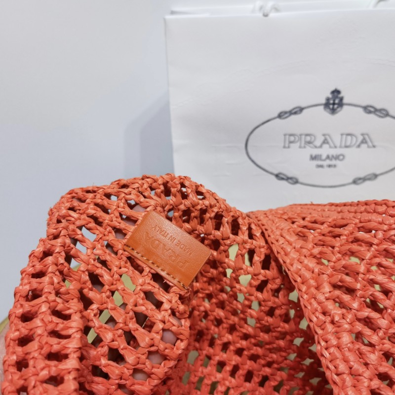 Prada Tote 造型包