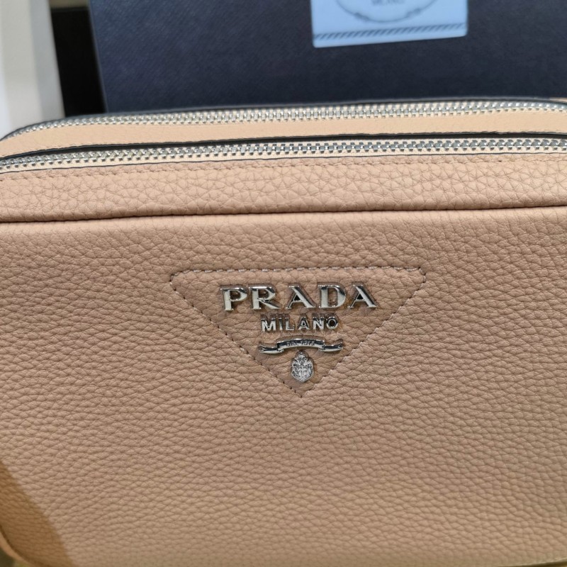 Prada 单肩包 / 斜挎包