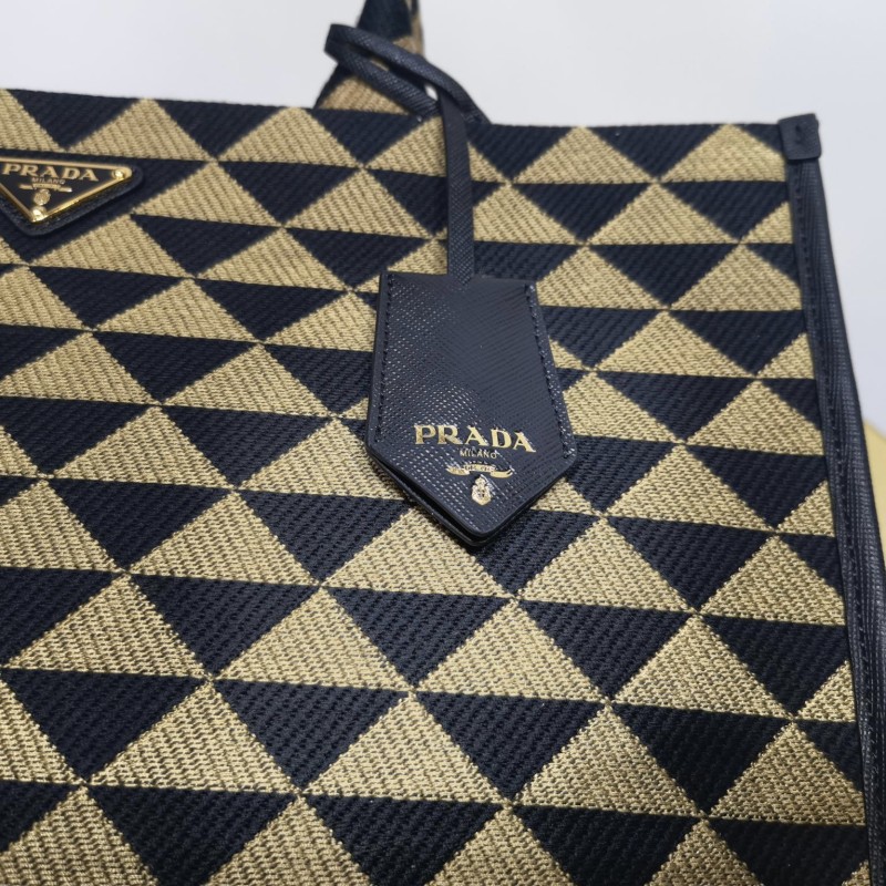 Prada 刺绣织物Tote