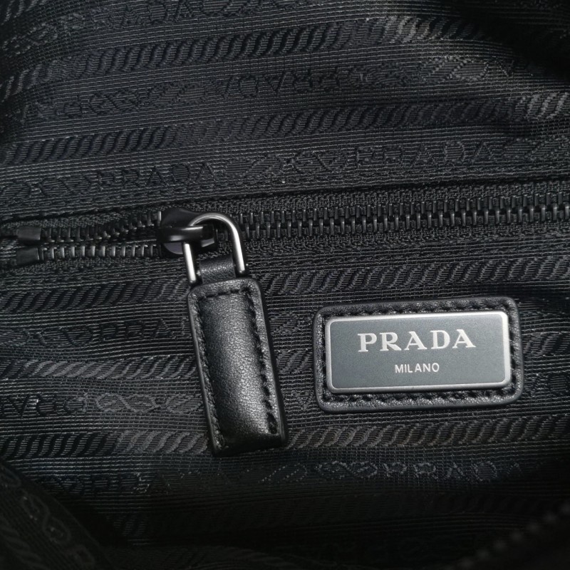 Prada 腰包 / 胸包