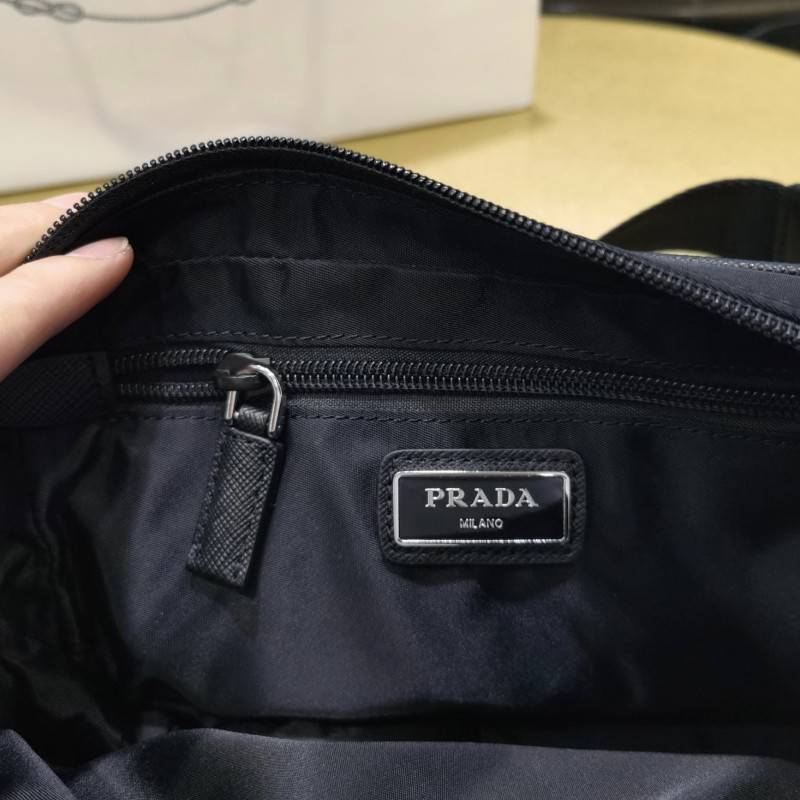 Prada 腰包 / 胸包