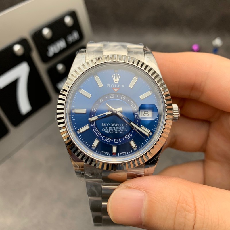 Rolex Sky-Dweller 42MM