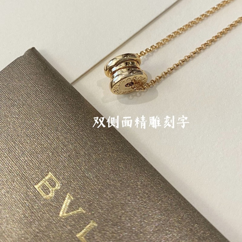 Bvlgari necklace 