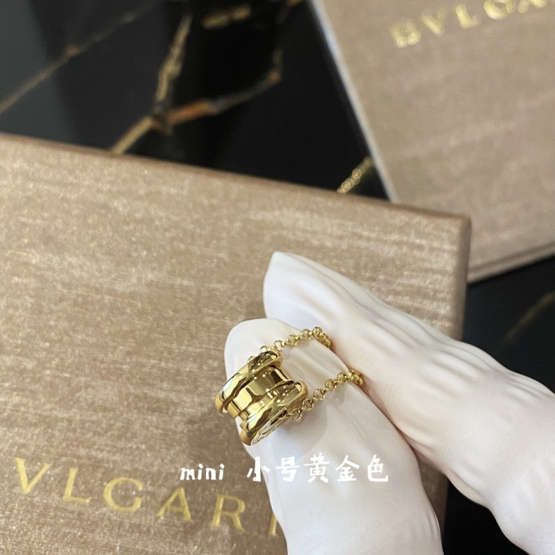 Bvlgari necklace 