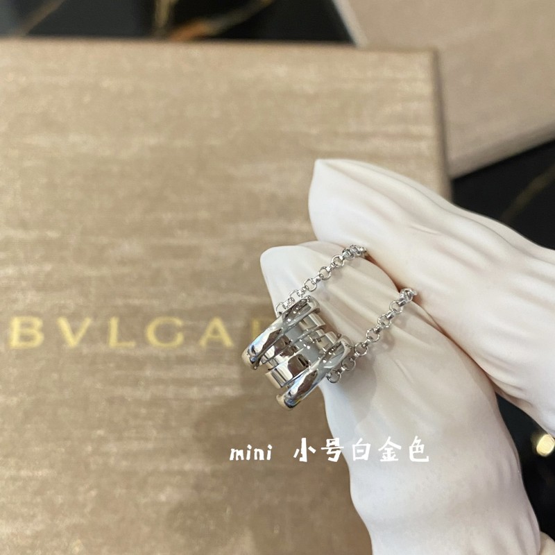 Bvlgari necklace 