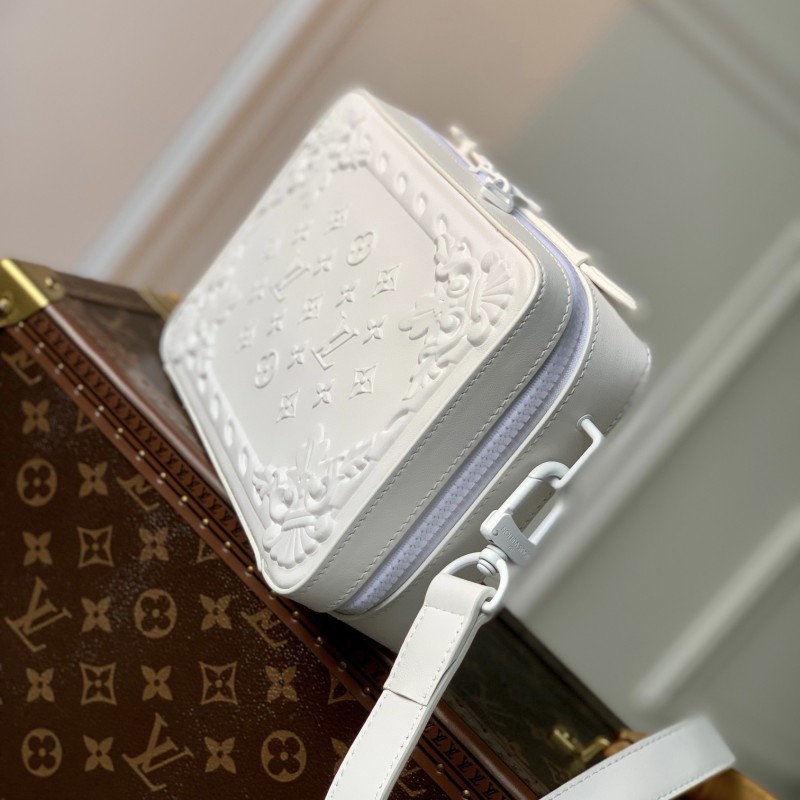 Lv Handle Soft Trunk