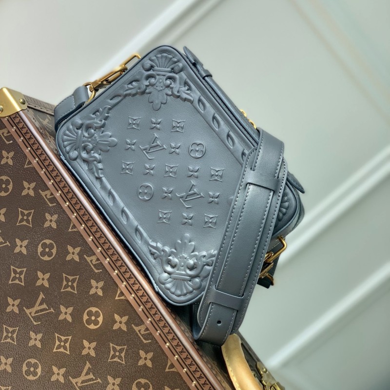 Lv Handle Soft Trunk