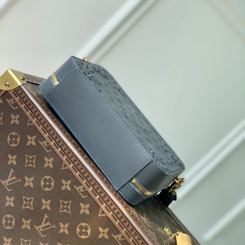 Lv Handle Soft Trunk