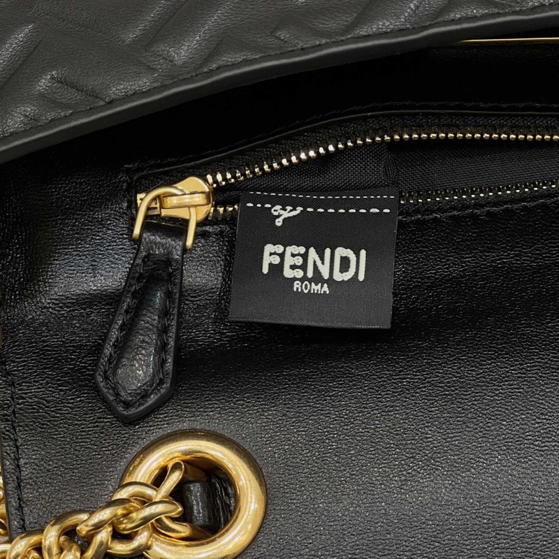 Fendi Baguette