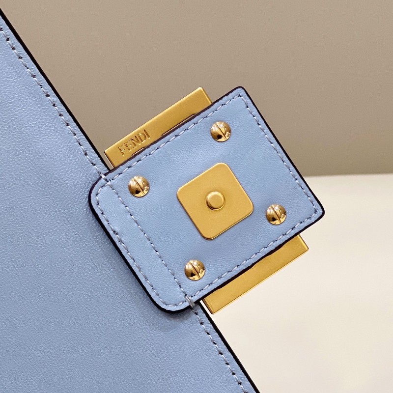 Fendi Baguette