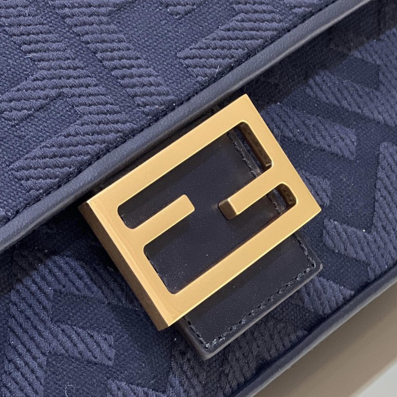 Fendi Baguette