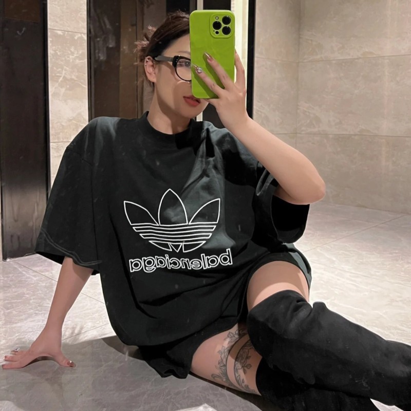 Balenciaga Unisex Tee