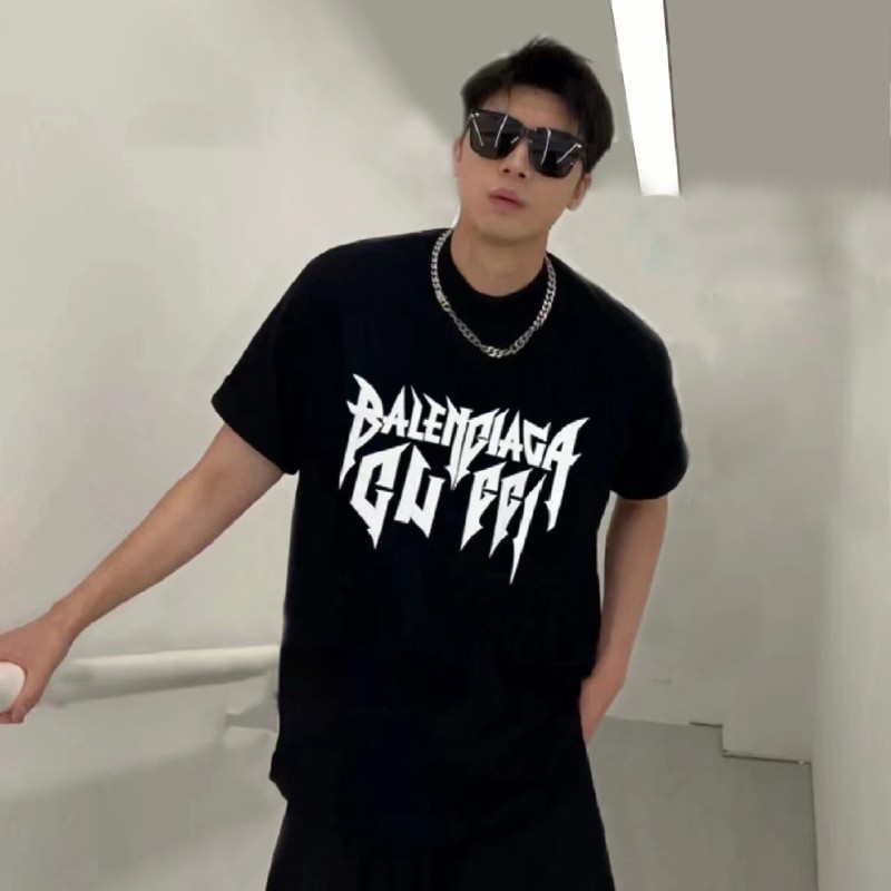 Balenciaga Unisex Tee