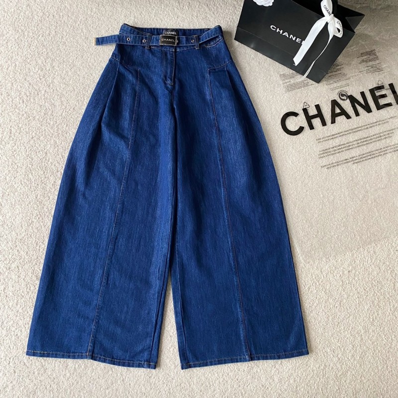 Chanel Jeans