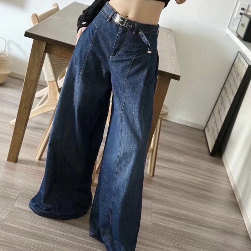 Chanel Jeans