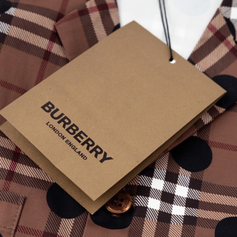 Burberry Blouse & Shorts 