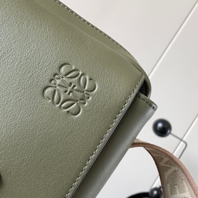 Loewe Messenger Bag