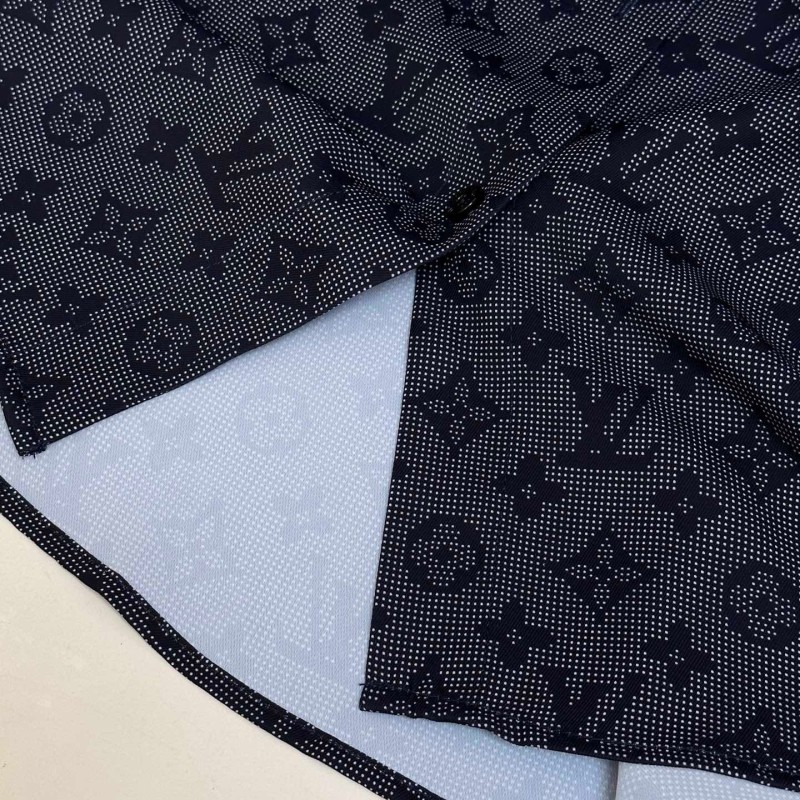 Lv Tee