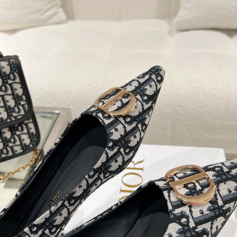 Dior Flat