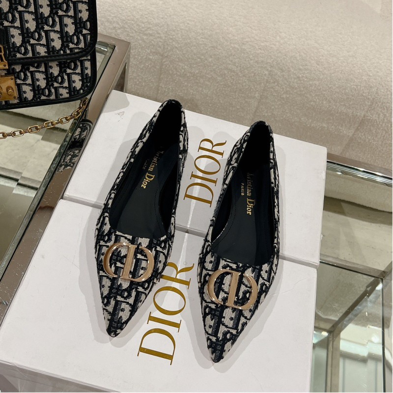 Dior Flat