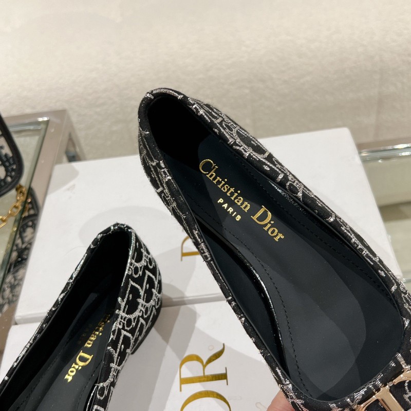 Dior Flat