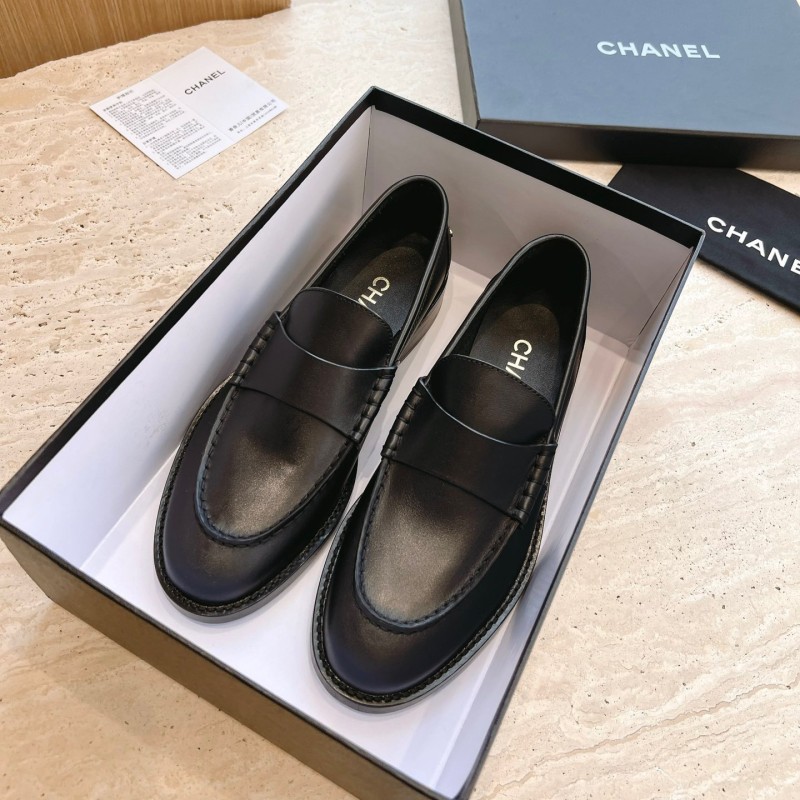 Chanel Flat