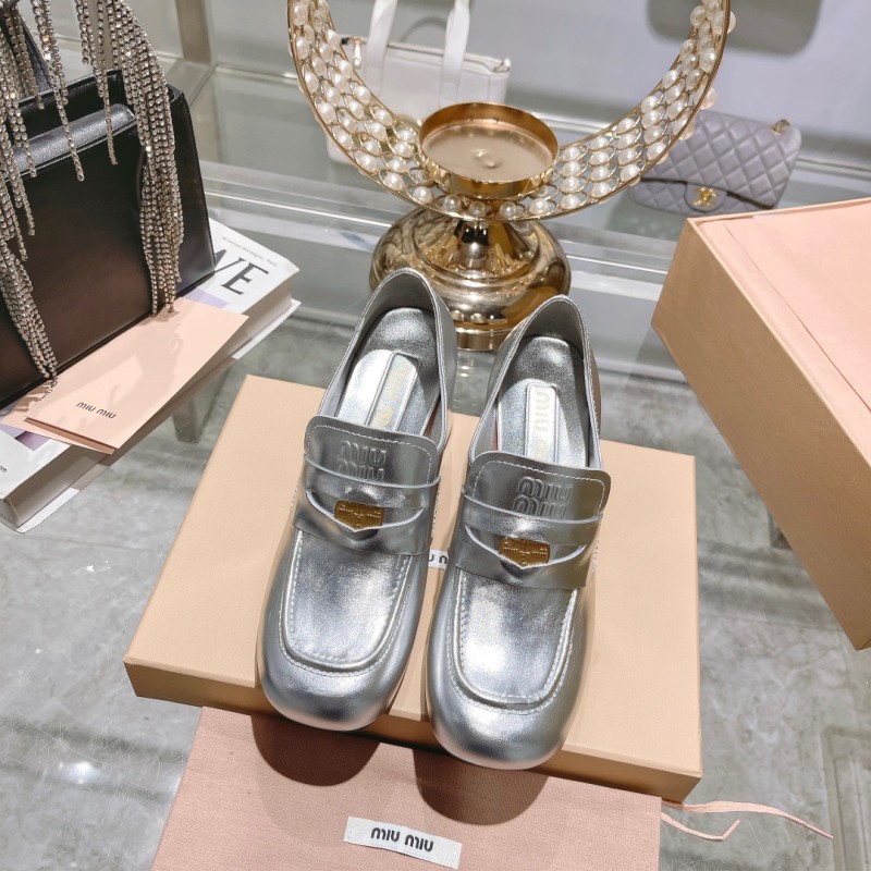 MiuMiu Flat