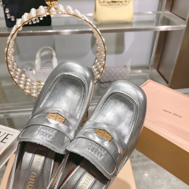 MiuMiu Flat