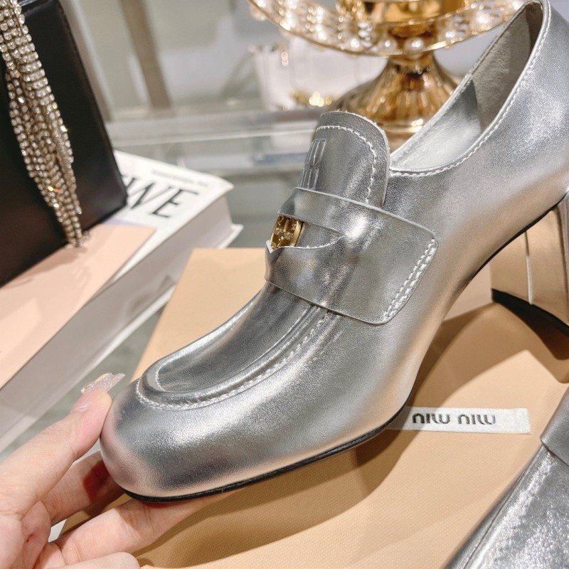 MiuMiu Flat