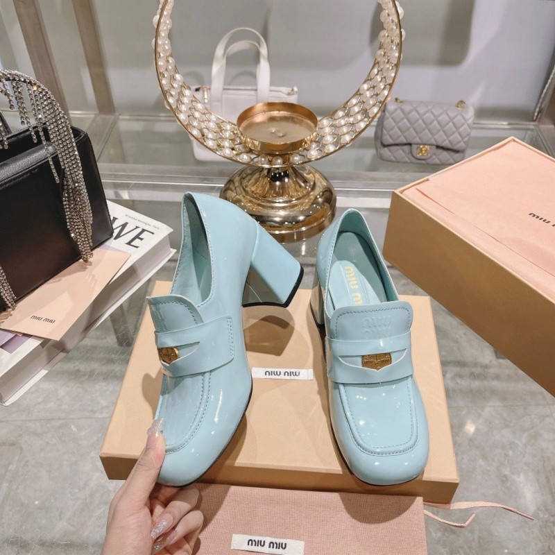 MiuMiu Flat