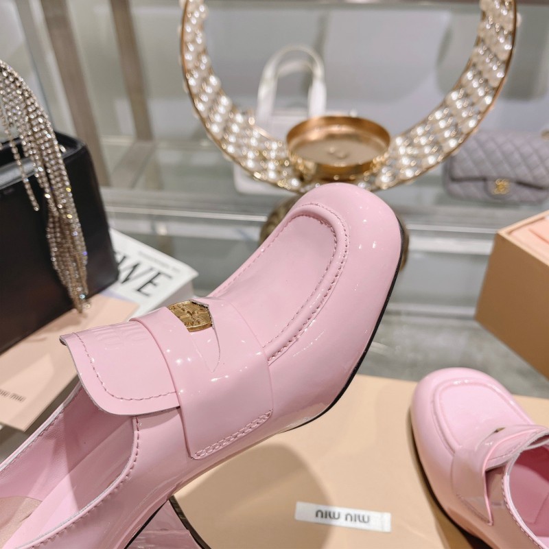 MiuMiu Flat