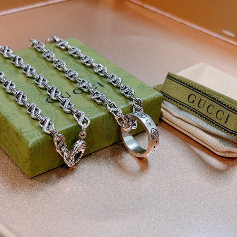 Gucci Necklace (Unisex)