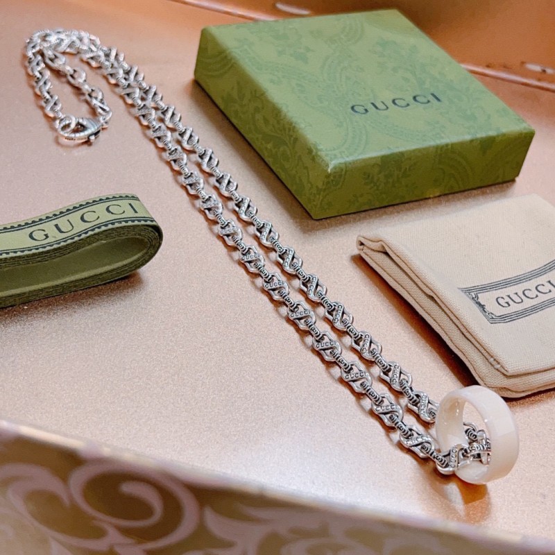 Gucci Necklace (Unisex)