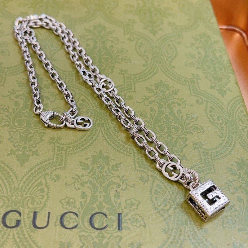 Gucci Necklace (Unisex)