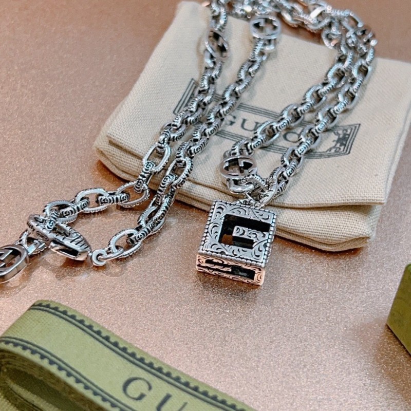 Gucci Necklace (Unisex)