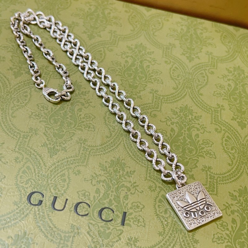 Gucci Necklace (Unisex)