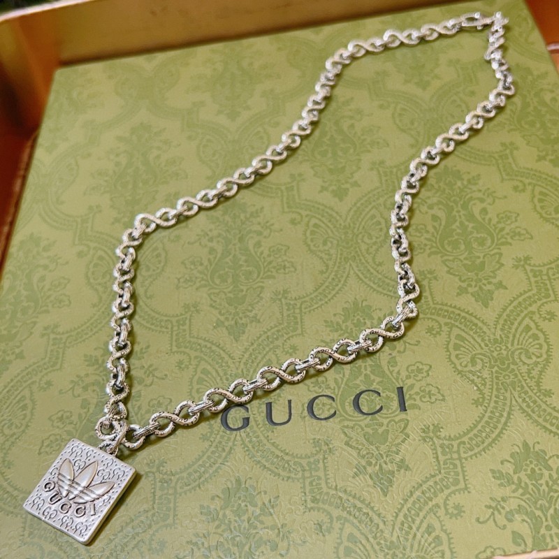 Gucci Necklace (Unisex)