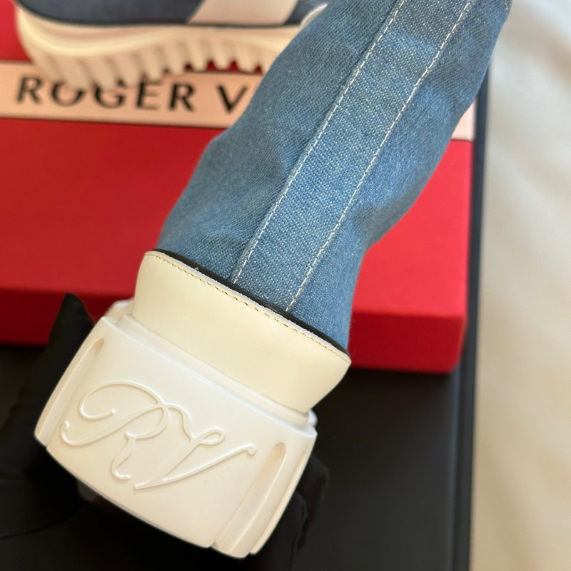 Roger Vivier Canvas Shoes