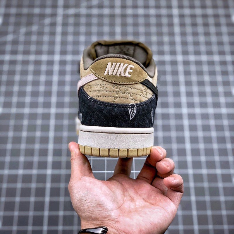 Nike Travis Scott Sb Dunk