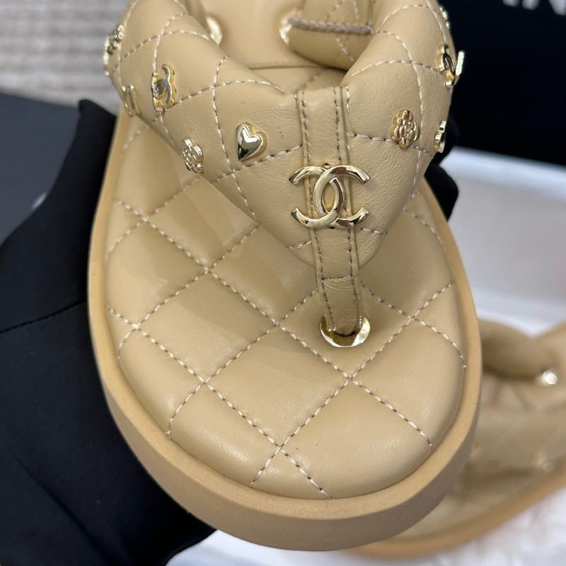 Chanel Slippers 